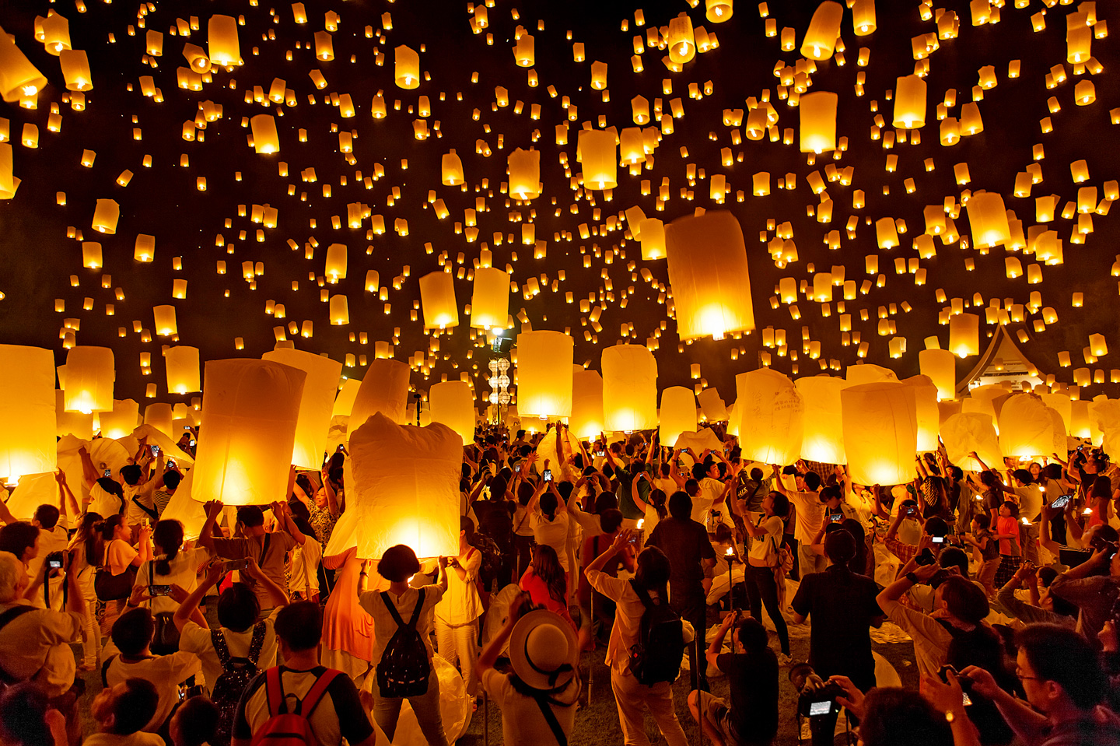 yi peng thai lantern festival